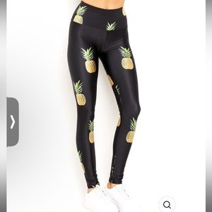 LIKE NEW Goldsheep Pineapple Print Legging